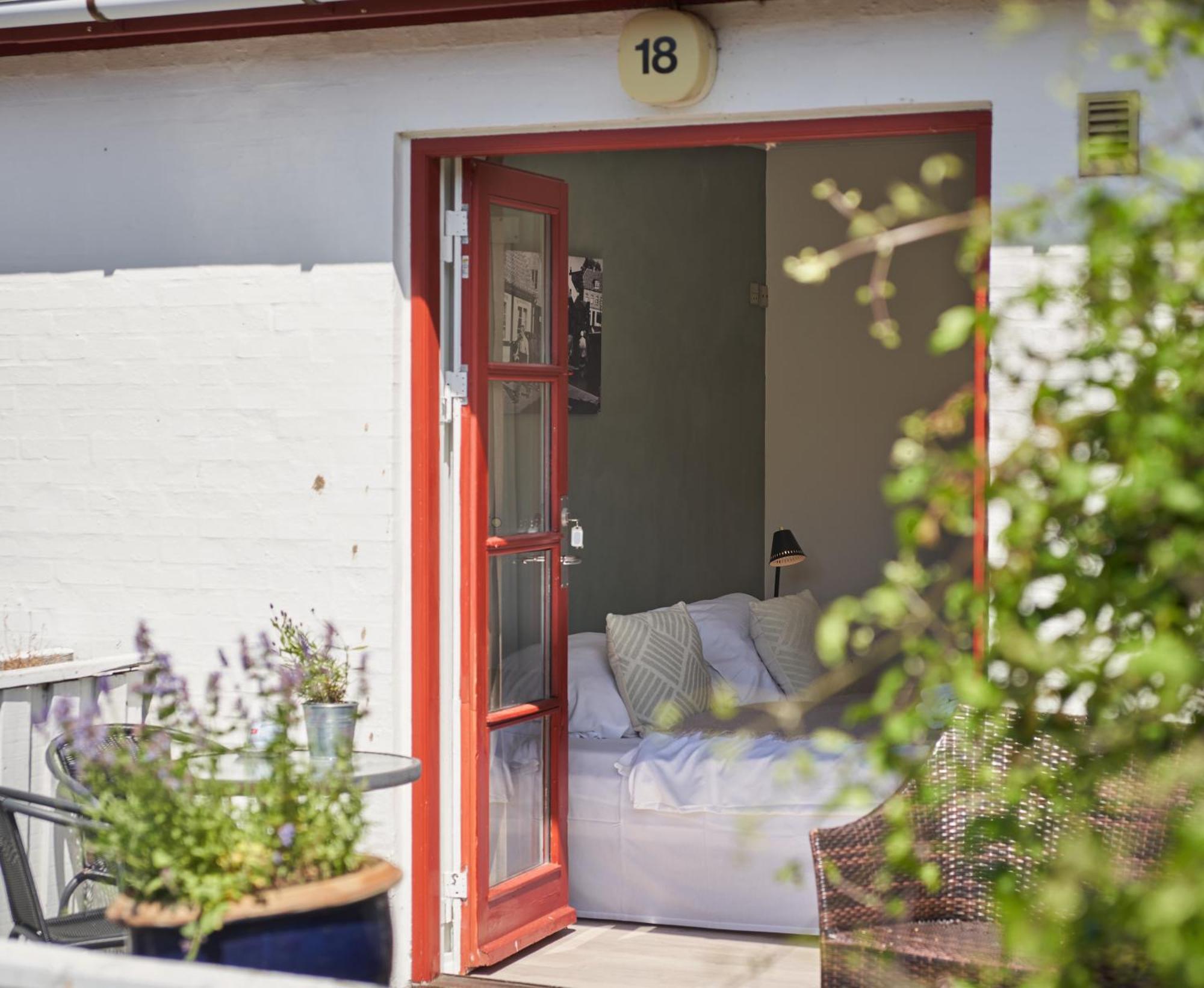 Hotel Klippen Gudhjem Εξωτερικό φωτογραφία